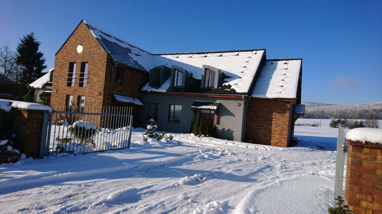 Vila Lipa Nový Bor Екстериор снимка