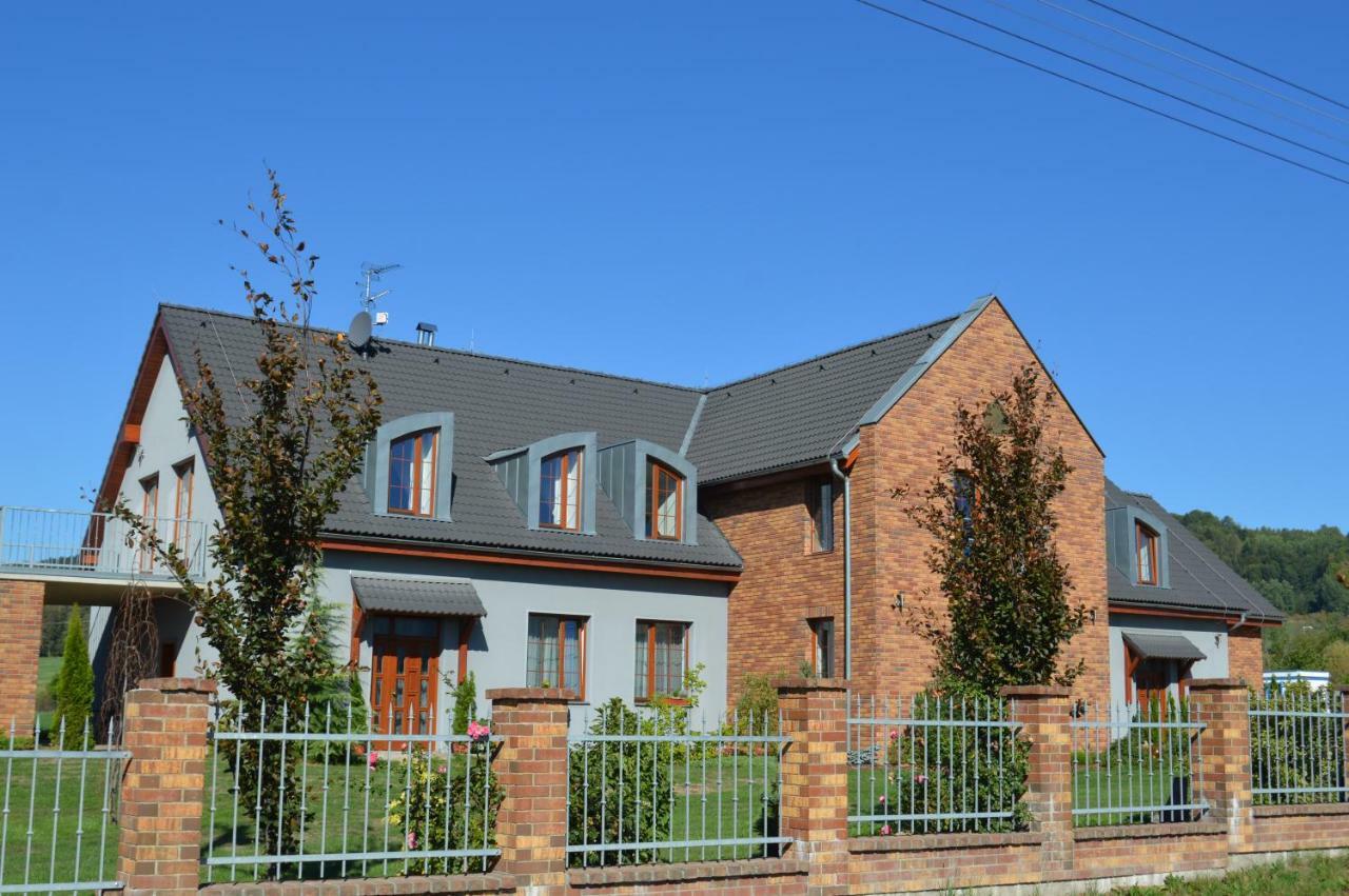Vila Lipa Nový Bor Екстериор снимка