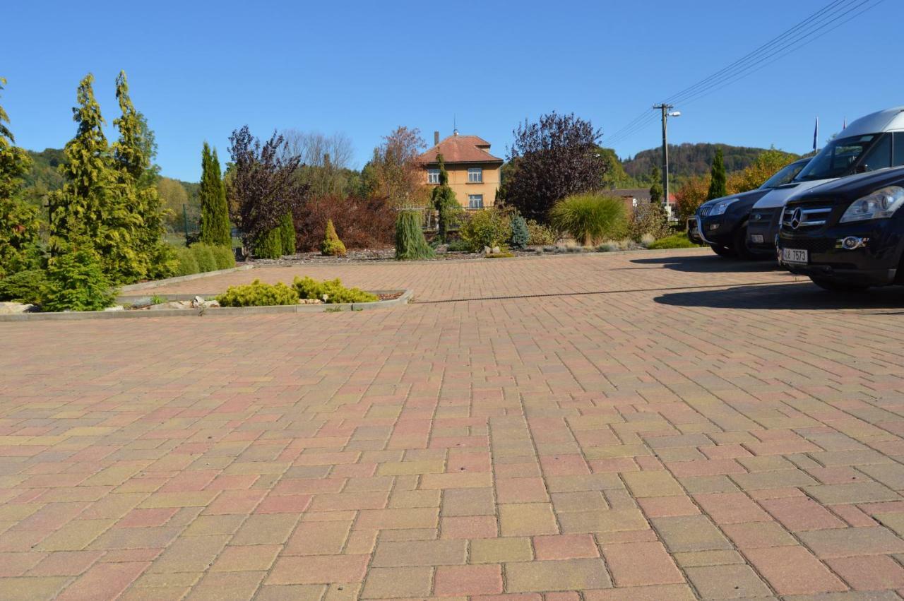 Vila Lipa Nový Bor Екстериор снимка